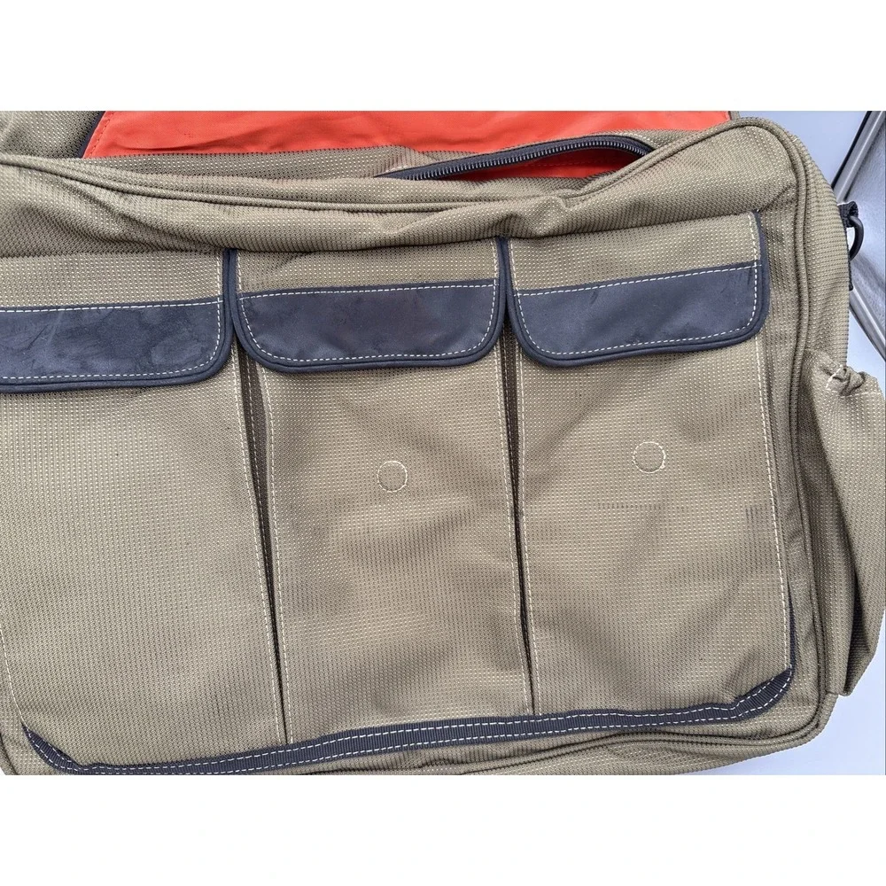 Diaper Dude Messenger Sling Carry Daddy Diaper Bag Dad Sport Chris Pegula Green